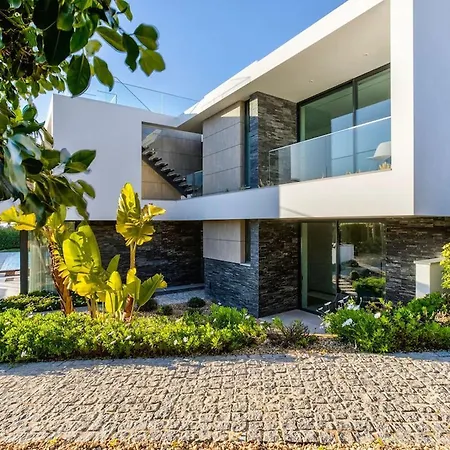 2 Rua Palmas - Luxurious, Stylish & Modern 别墅