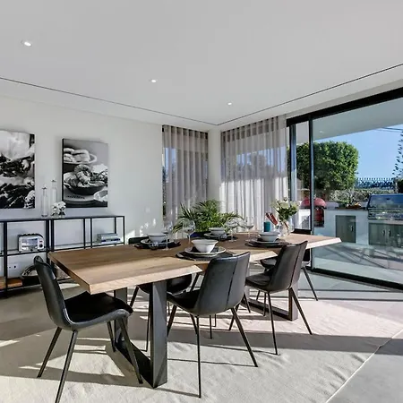 2 Rua Palmas - Luxurious, Stylish & Modern